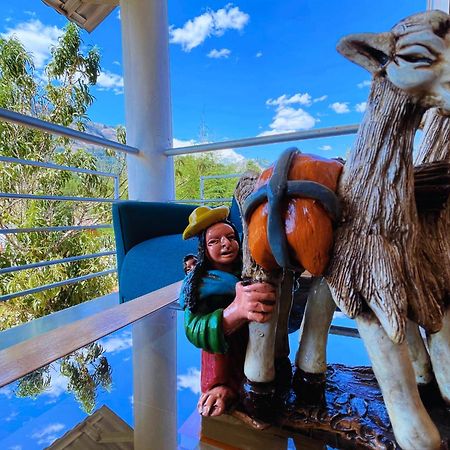 Runaway Eco Hotel Carhuaz المظهر الخارجي الصورة